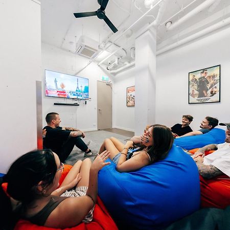 Ostello Maze Backpackers - Gold Coast Esterno foto