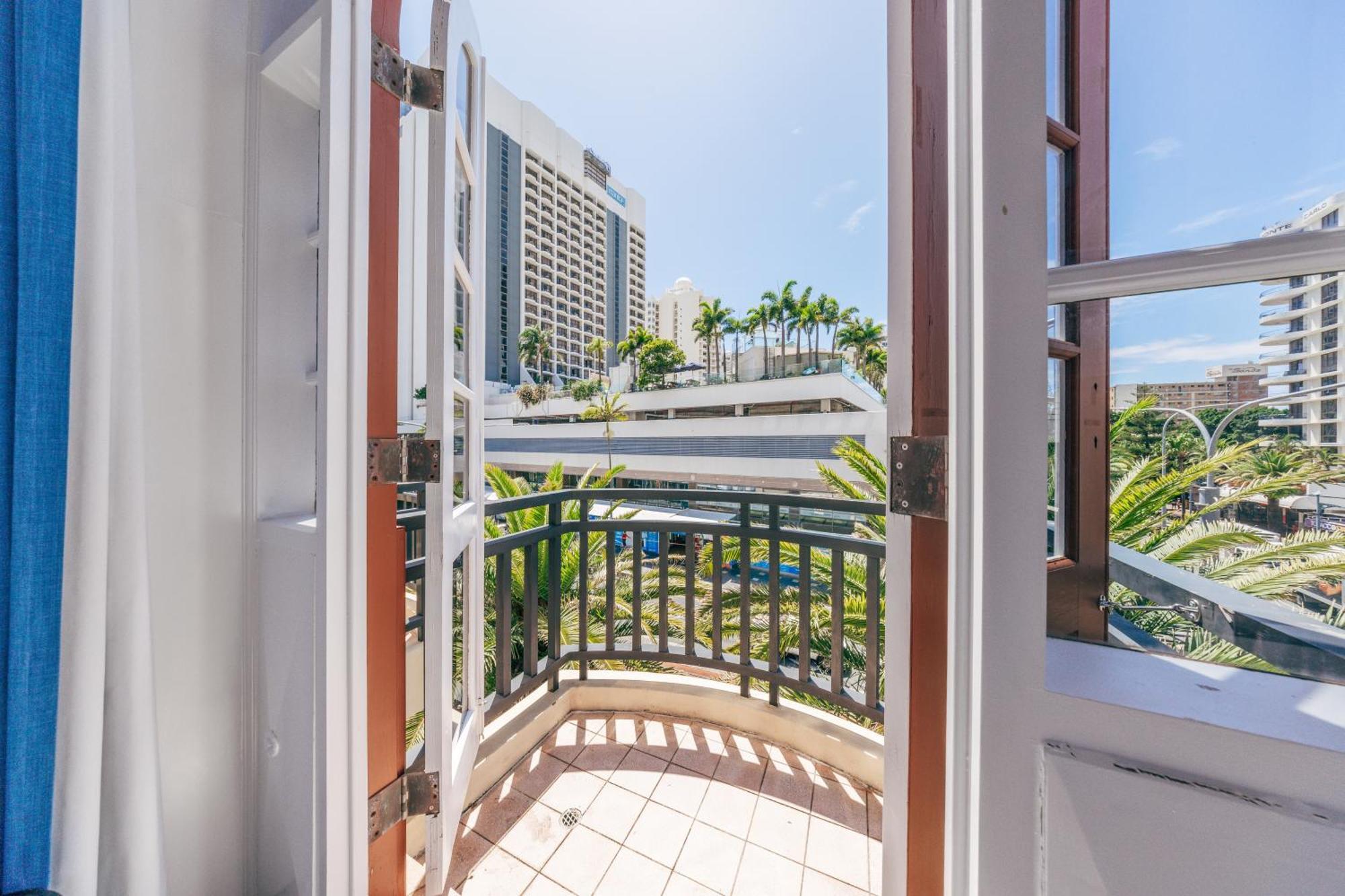 Ostello Maze Backpackers - Gold Coast Esterno foto